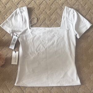 Aritzia Babaton Contour Square Neck Tee – Beige (M)